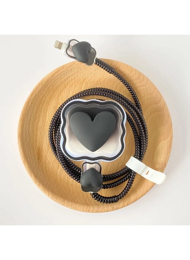 واقي كابل شحن على شكل قلب وردي، واقي شاحن لطيف لهاتف آيفون