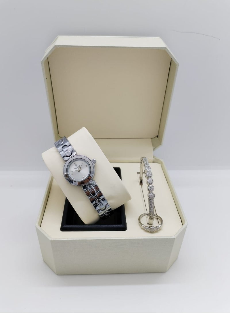 XII Women's watch set consisting of a watch, bracelet and ring