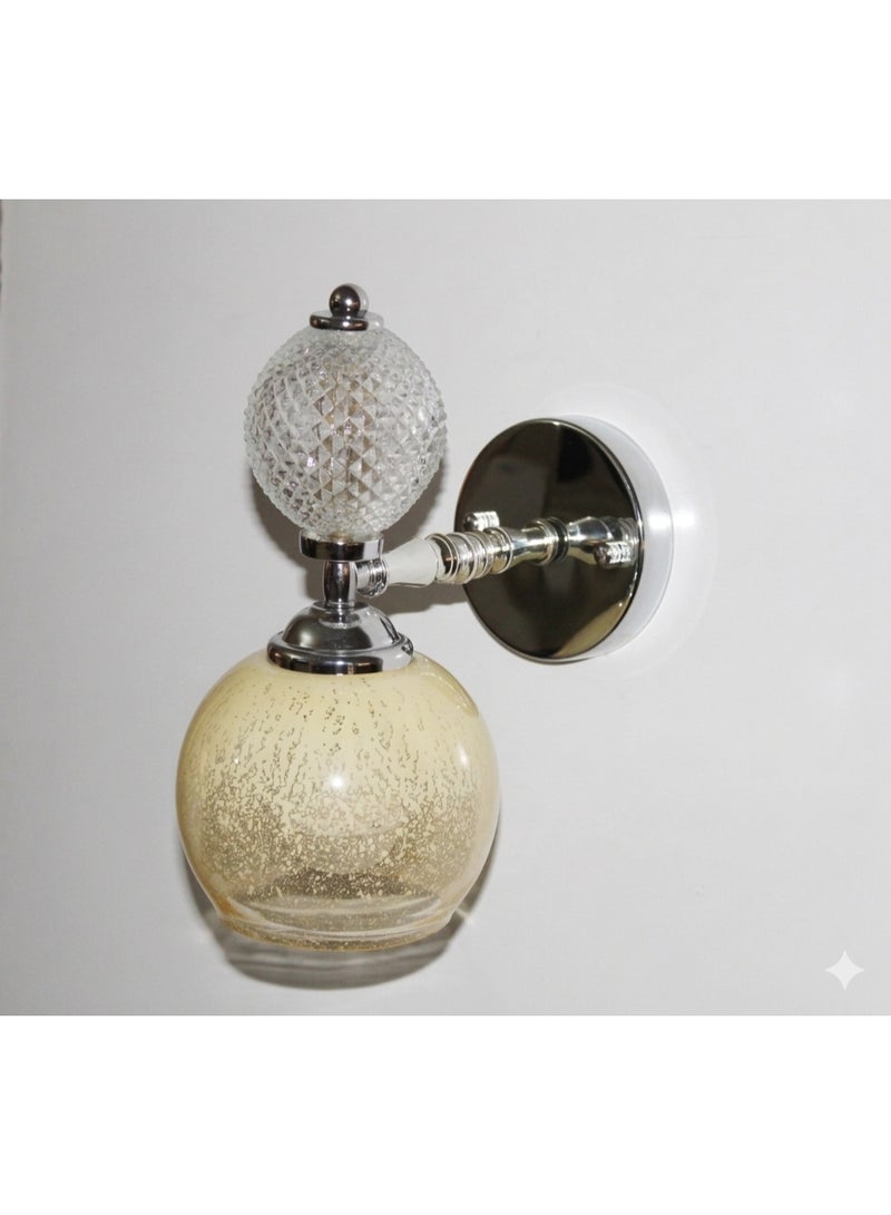 Wall Light - Image 4