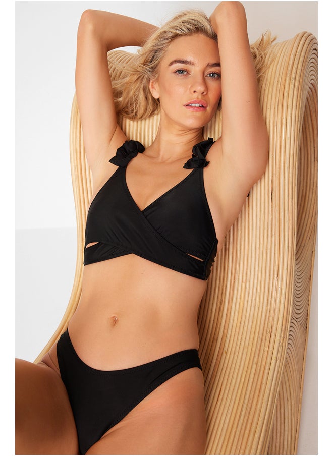 trendyol - Black Triangle Frilly Bikini Top TBESS24BU00026 - Image 1