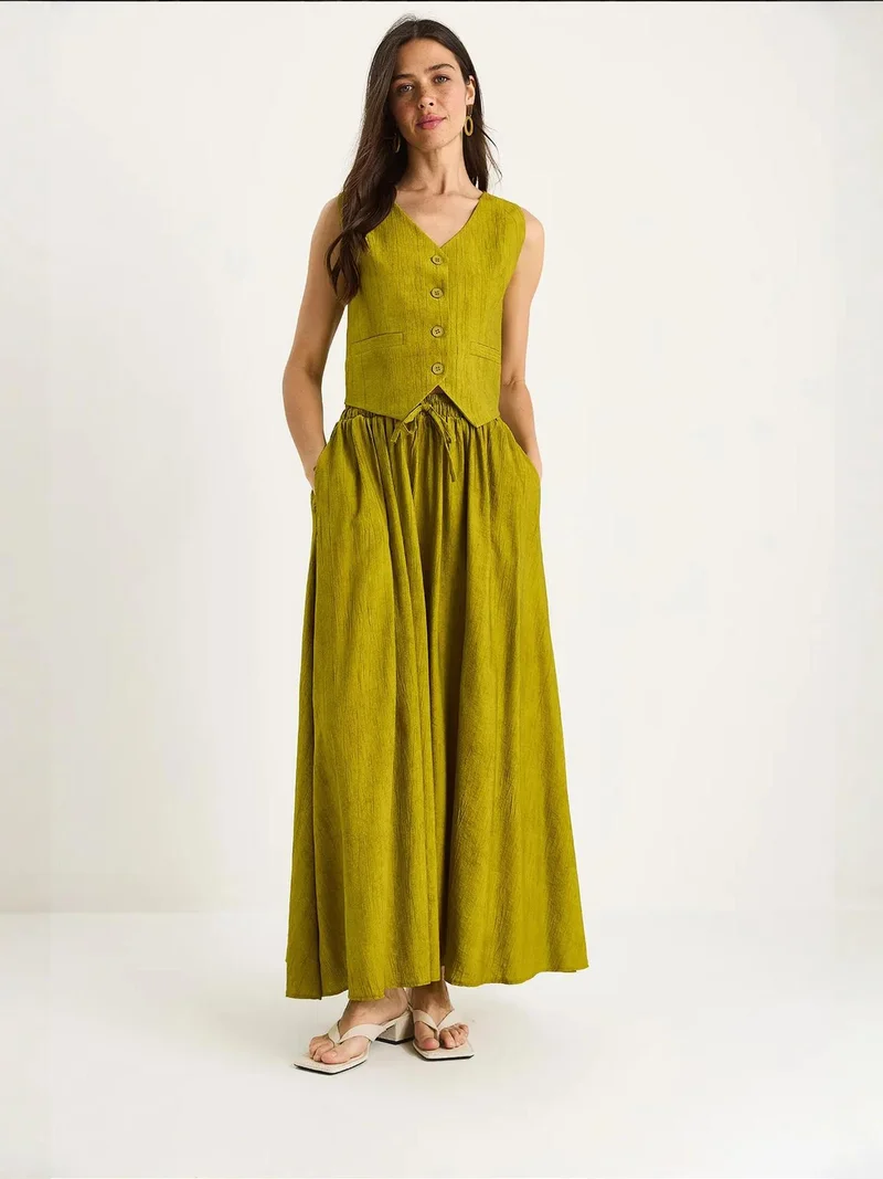 بيانكو لوتشي طقم نسائي طويل بياقة  وأكمام واسعة وجيوب