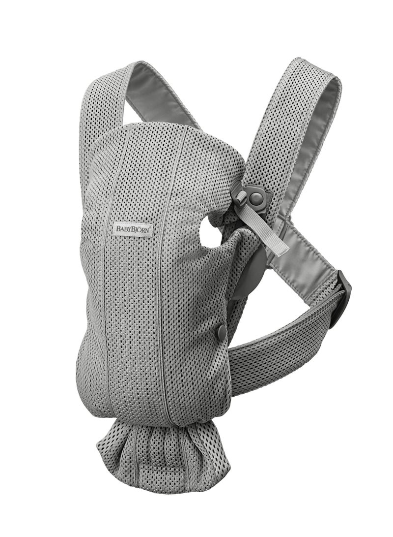 BABYBJORN حاملة أطفال صغيرة باللون الرمادي - Image 1