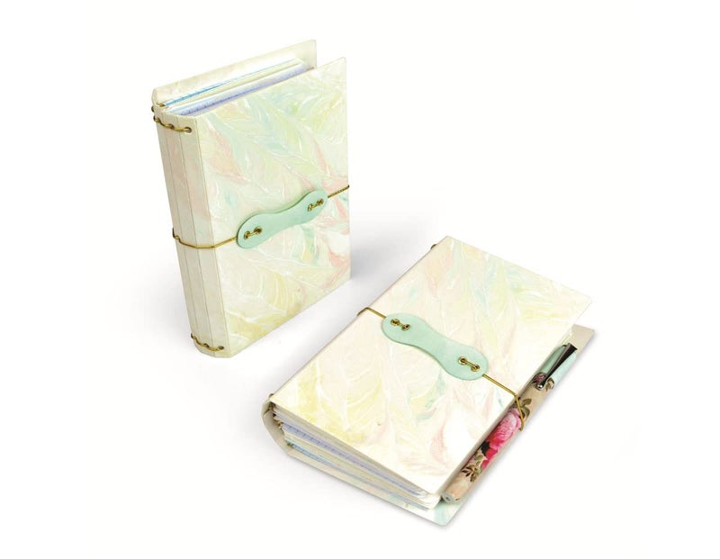 Sizzix ScoreBoards XL Die Pocket Notebook by Eileen Hull, Multicolor - Image 5