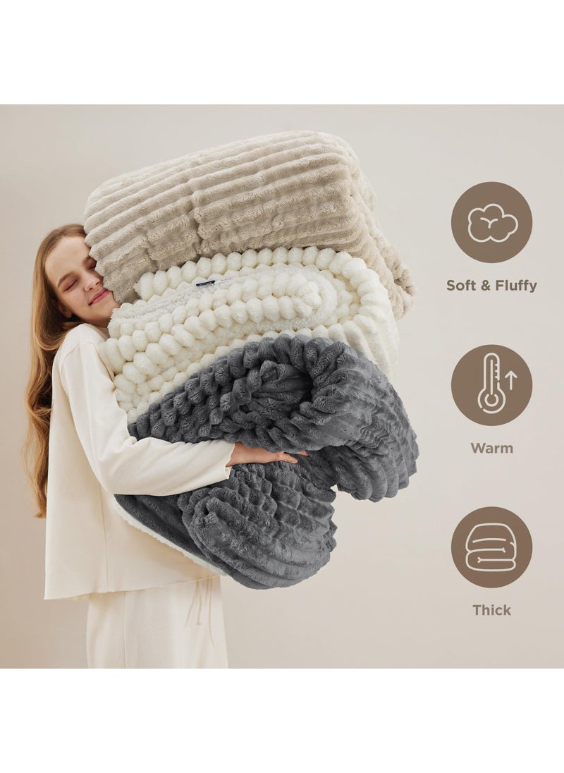 Bedsure Bedsure Sherpa Throw Blanket for Couch - Super Soft Cozy Blanket for Bed  Fleece Thick Warm Blanket for Winter  Plush Beige Throw Blanket Gift for Women  50x60 Inches  - Image 5