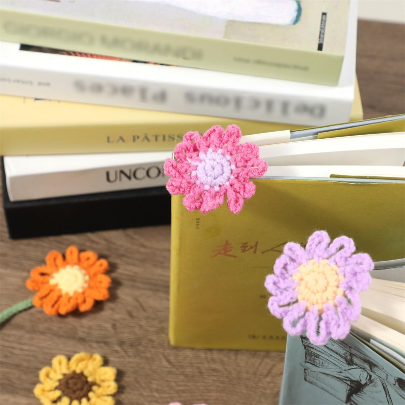 KEAINVRN 6 Pack Flower Crochet Bookmarks,Daisy Sunflower Bookmark for Women Personalized Crochet for Book Lovers and Teachers - Image 4