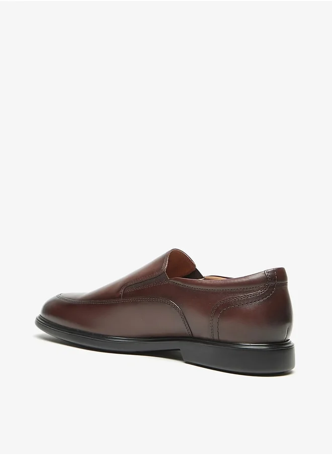 لو كونفورت Men's Solid Slip-On Loafers