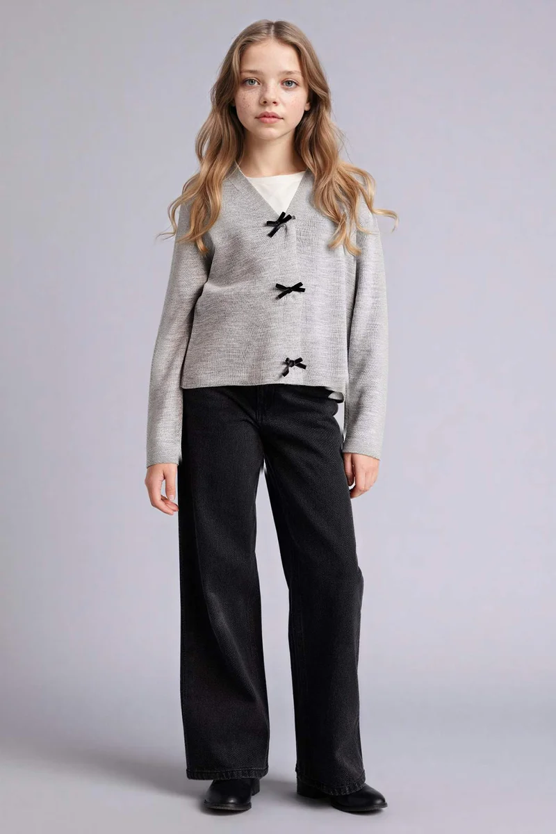 DeFacto Regular Fit V-Neck Cardigan