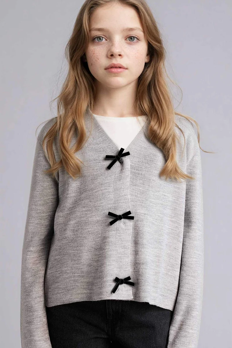 DeFacto Regular Fit V-Neck Cardigan