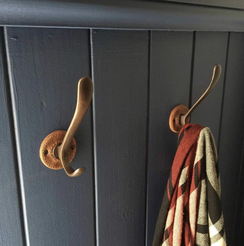 HOBKNOBS Antique Monza Leather Hook with Solid Brass Construction (Hand Stitched Italian Leather) 100mm. - Image 3