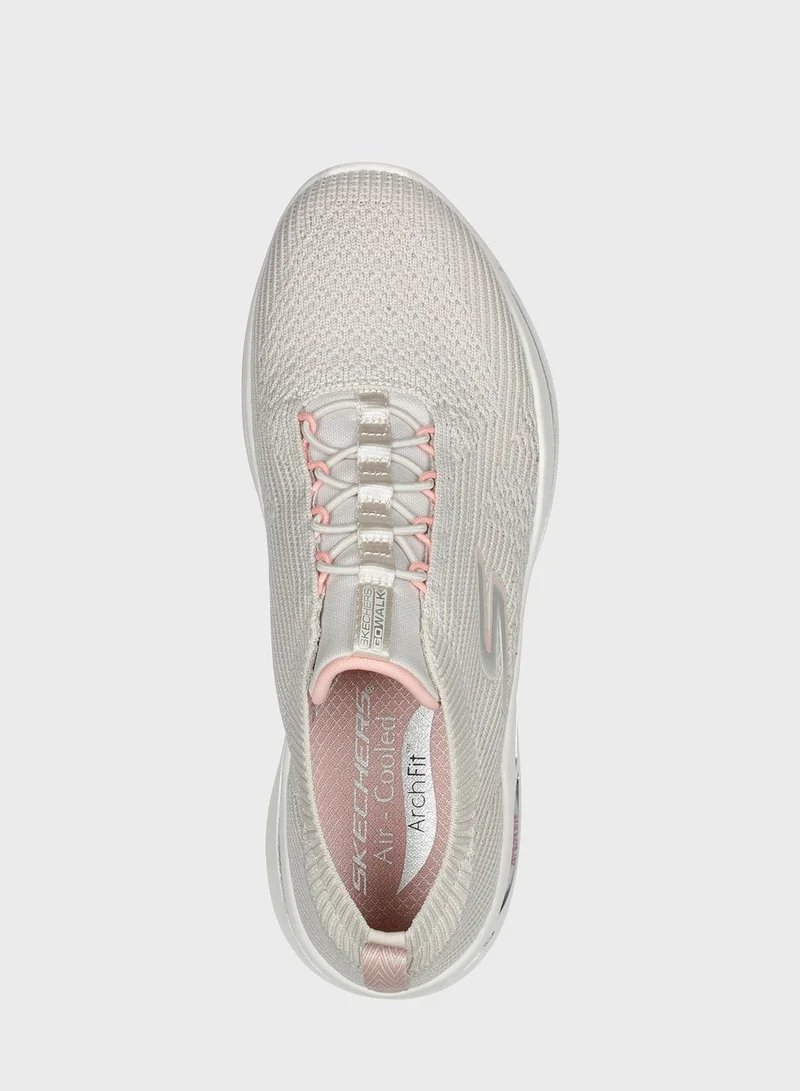 SKECHERS Go Walk Arch Fit