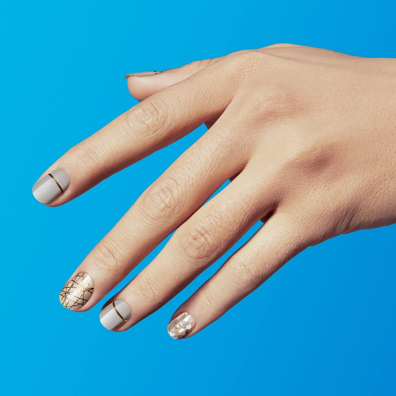 Dashing Diva Gloss Nail Wraps - All Lined Up | UV Free, Chip Resistant, Long Lasting Gel strips | Contains 32 Strips, 1 Prep Pad, 1 File - Image 2