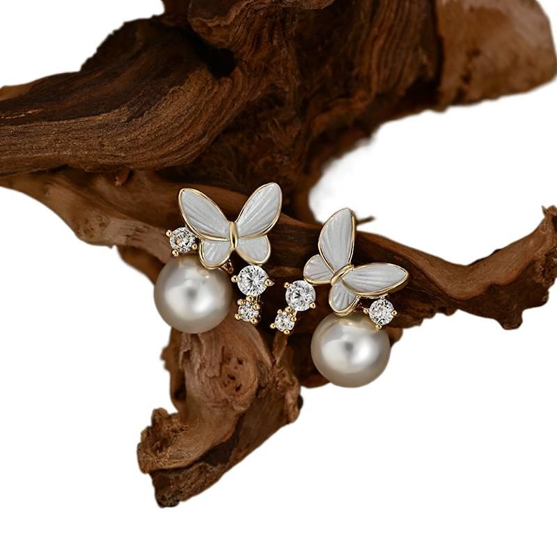 Metal Geometric Pearl Stud Earrings with 925 Sterling Silver Detail Gold - Image 3