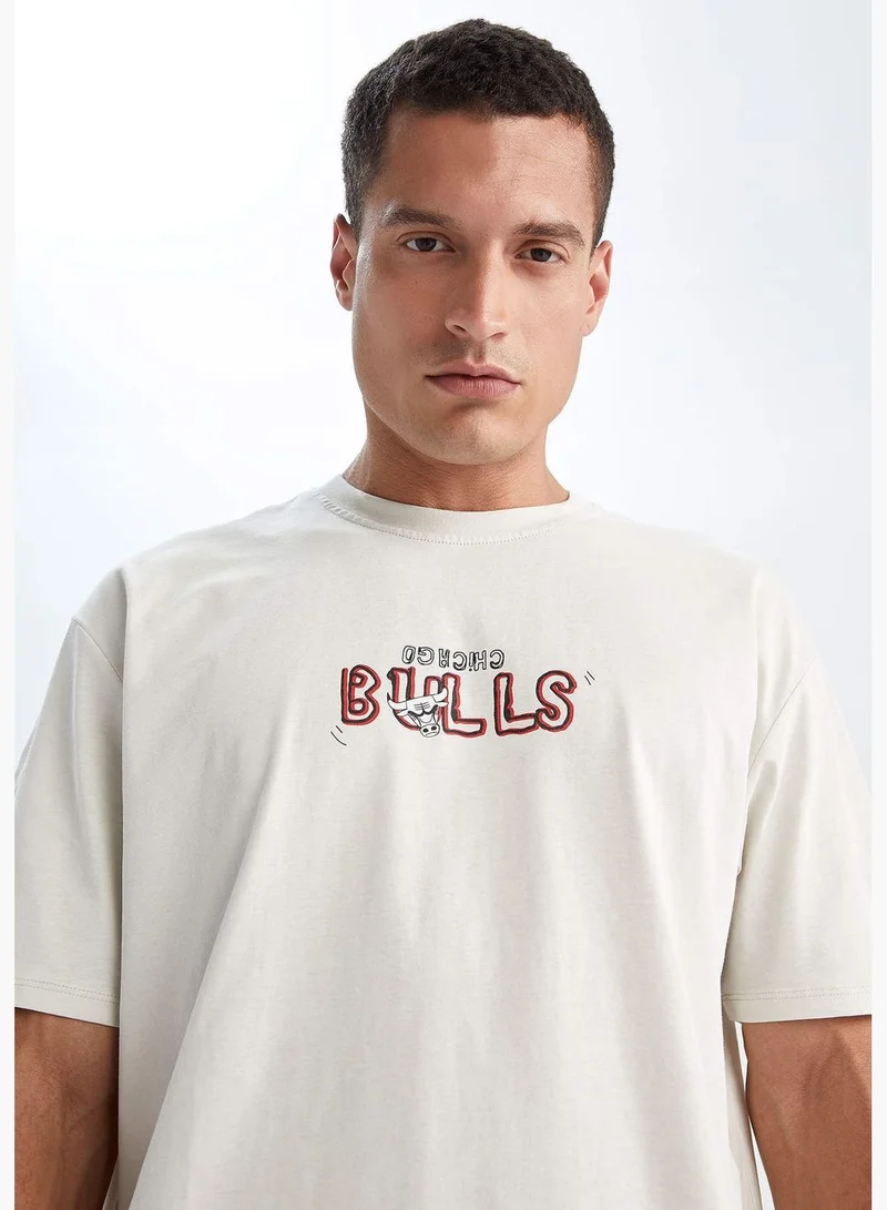 ديفاكتو Oversized Short Sleeve NBA Chicago Bulls Back Printed T-Shirt