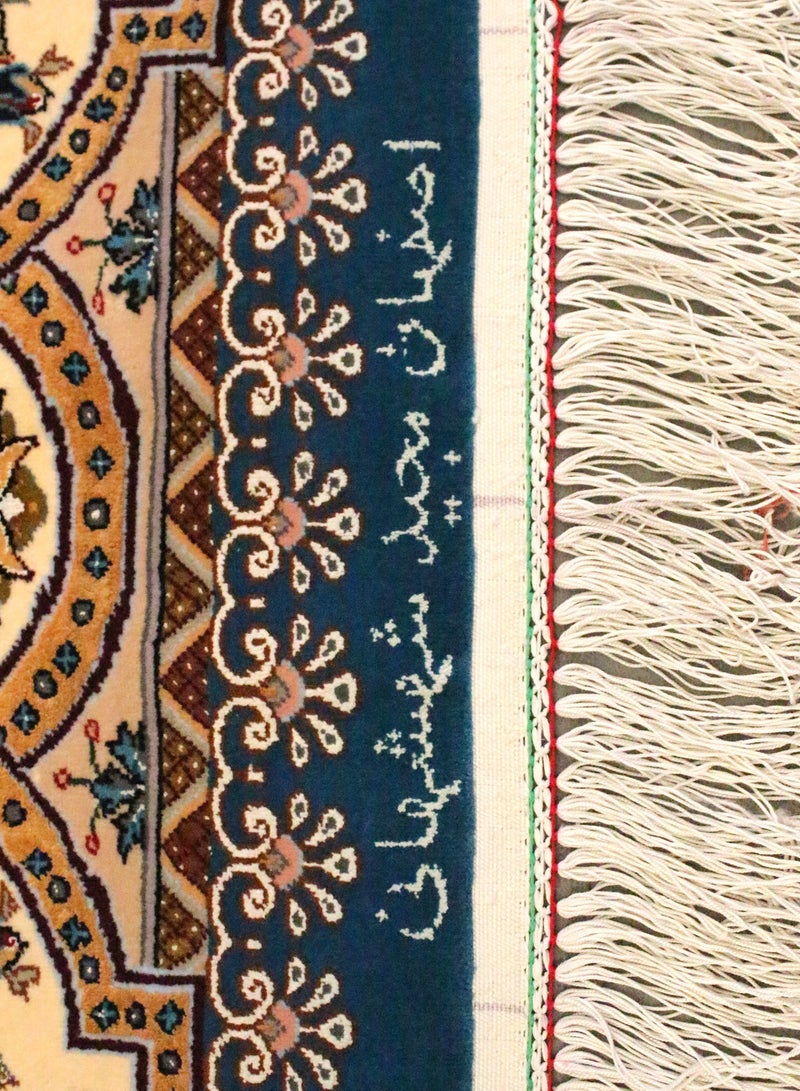 Premium Isfahan Handmade Carpet, Fine Quality, 230cm x 158cm, Vintage Traditional Persian Design  - Image 4