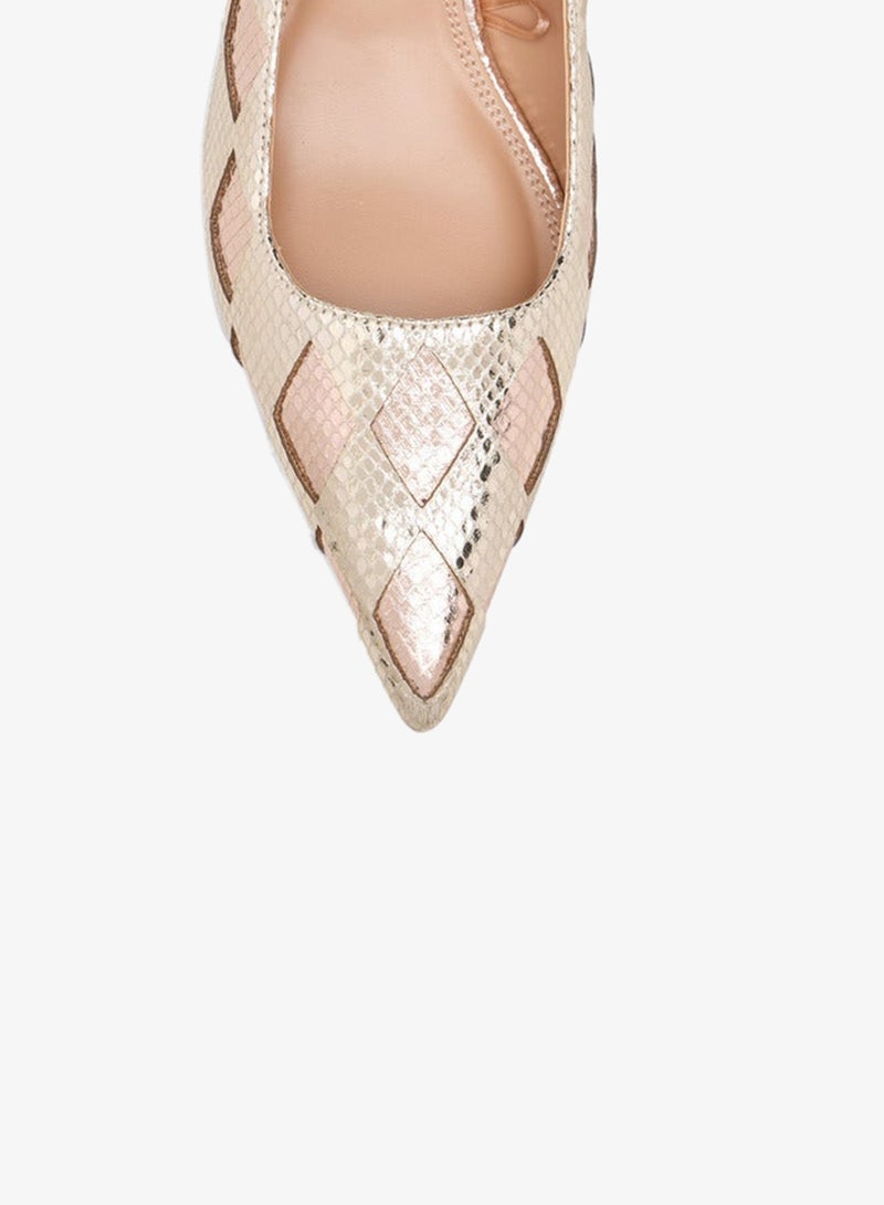 ايل حذاء نسائي بكعب رفيع مدبب بنقوش - Image 4