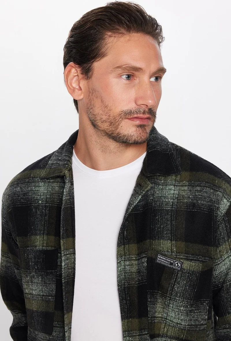 تودورس Men's Relax Fit Casual Cut Lumberjack Double Pocket Checkered Slit Winter Shirt