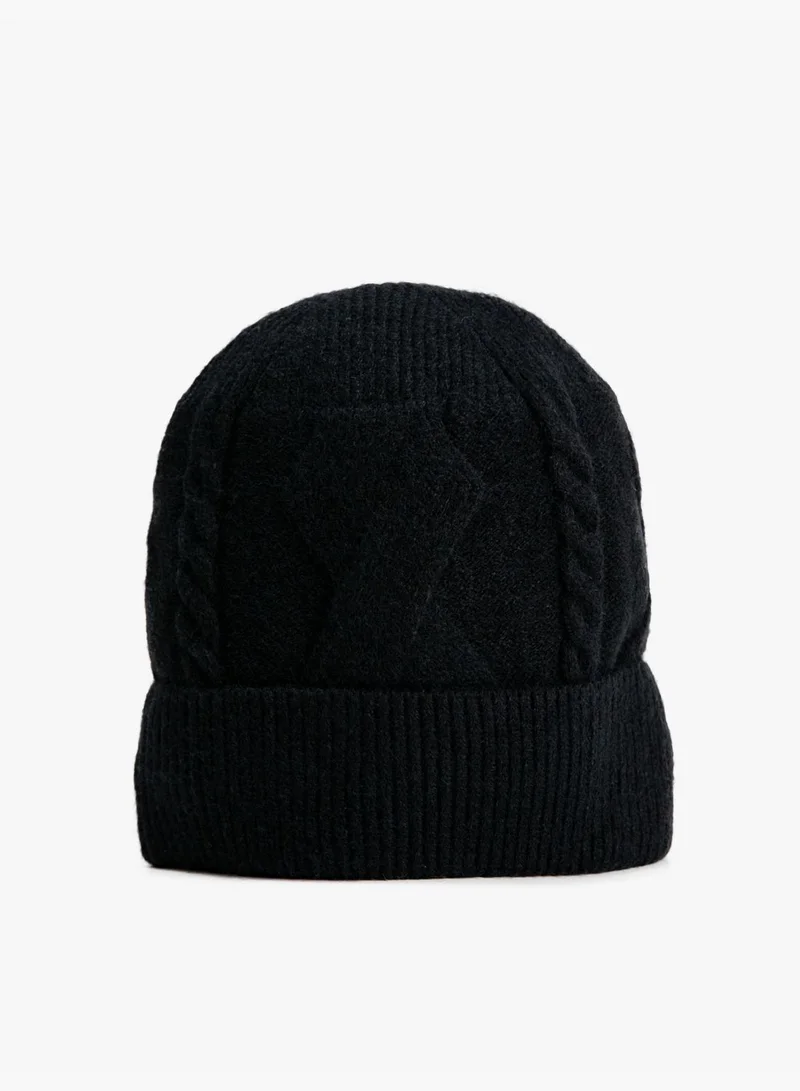 KOTON Cable-Knit Beanie