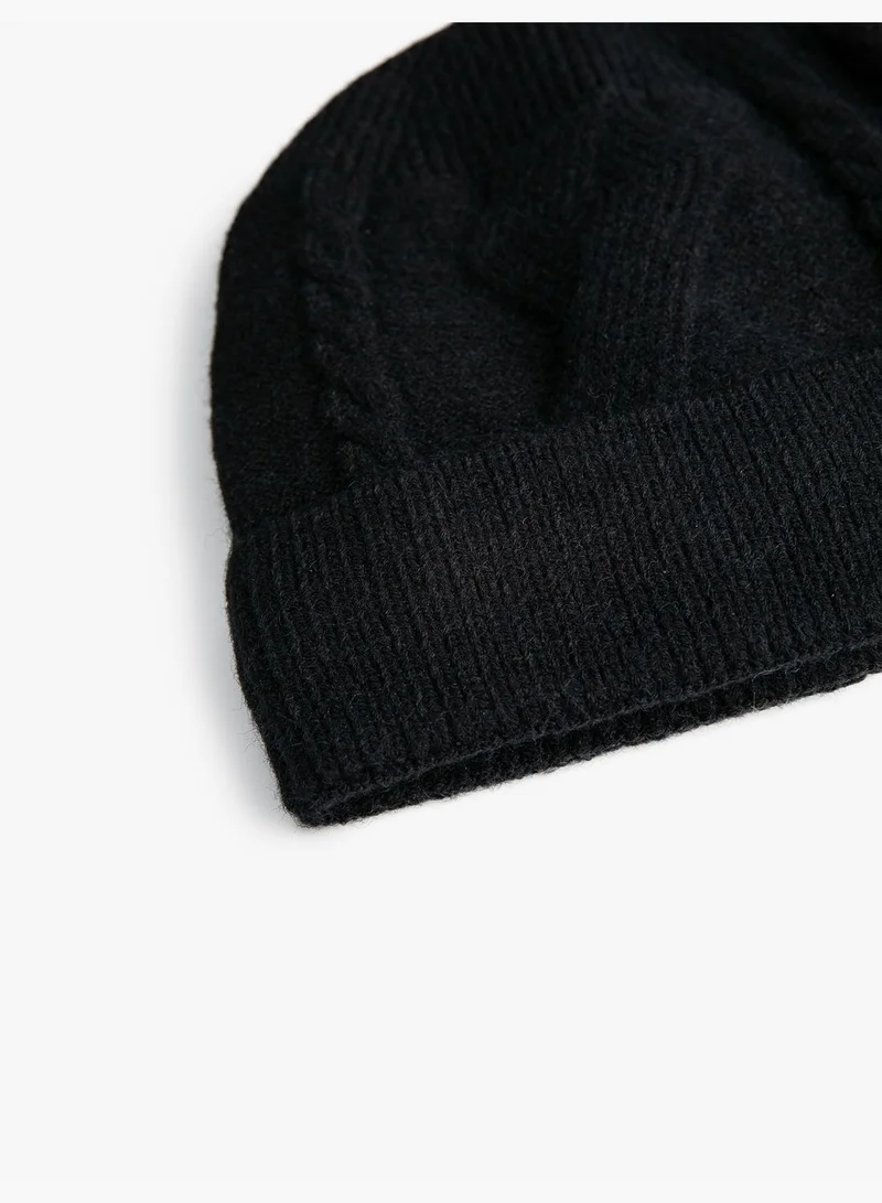 KOTON Cable-Knit Beanie