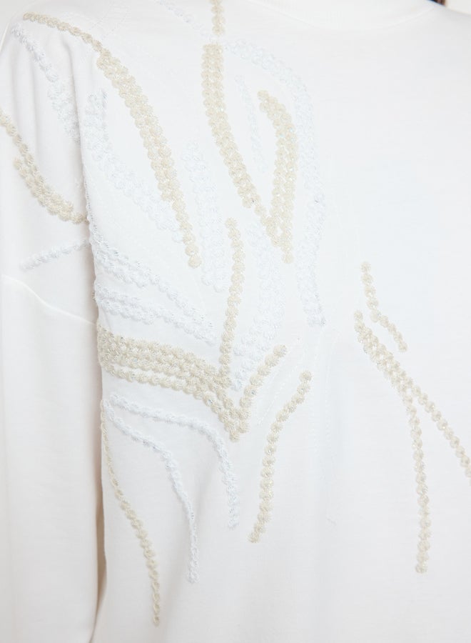 trendyol Ecru Embroidery Detailed Knitted Sweatshirt - Image 2
