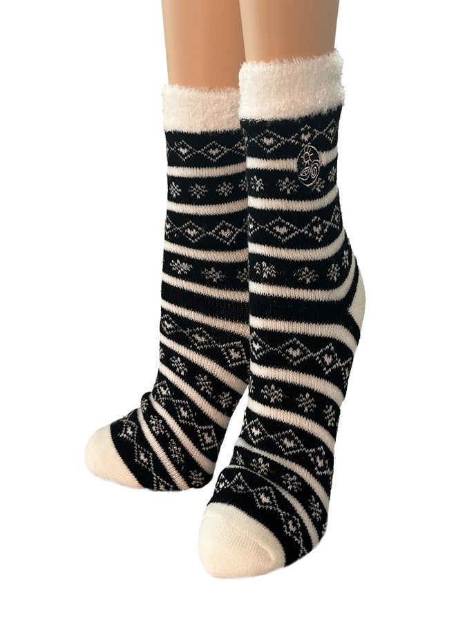 Earth Therapeutics Thermal Double Layer Socks - Black Nordic Pattern - Image 4
