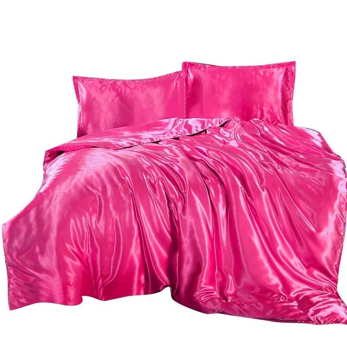 100 PURE SILK SATIN COMFORTER 400GSM BOX STITCHING GIVES RICH FEELING BRIGHT COLORS GLORIOUS LOOKINGSUPER SOFT COSY AND LIGHT WEIGHT LUXURIOUS QUALITYSUPER KINGHOT PINK98X116 INCH