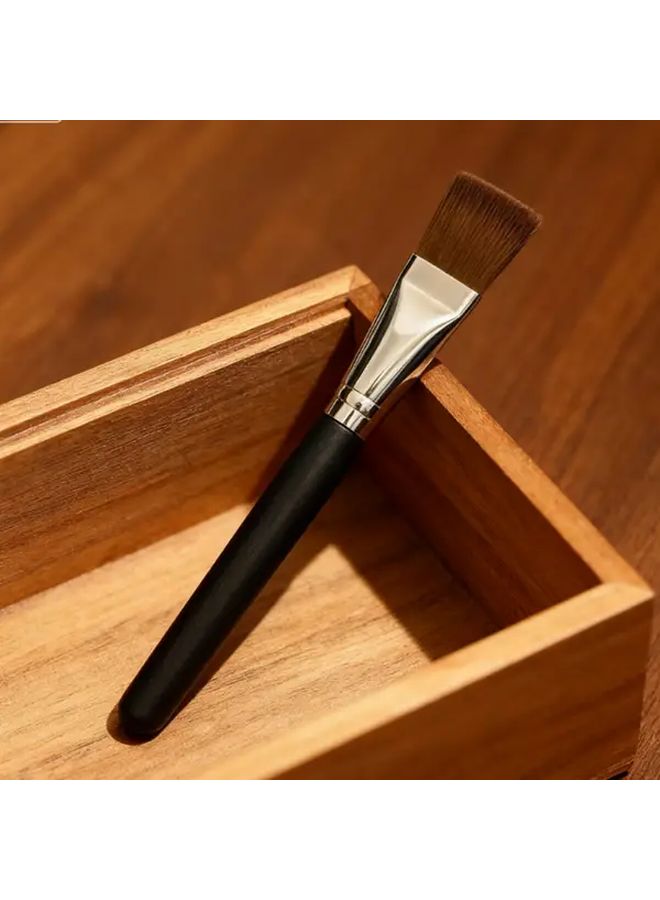 فرشاة أساس مربعة مسطحة سوداء بشعيرات بوليستر ناعمة ومقبض مريح - Image 1