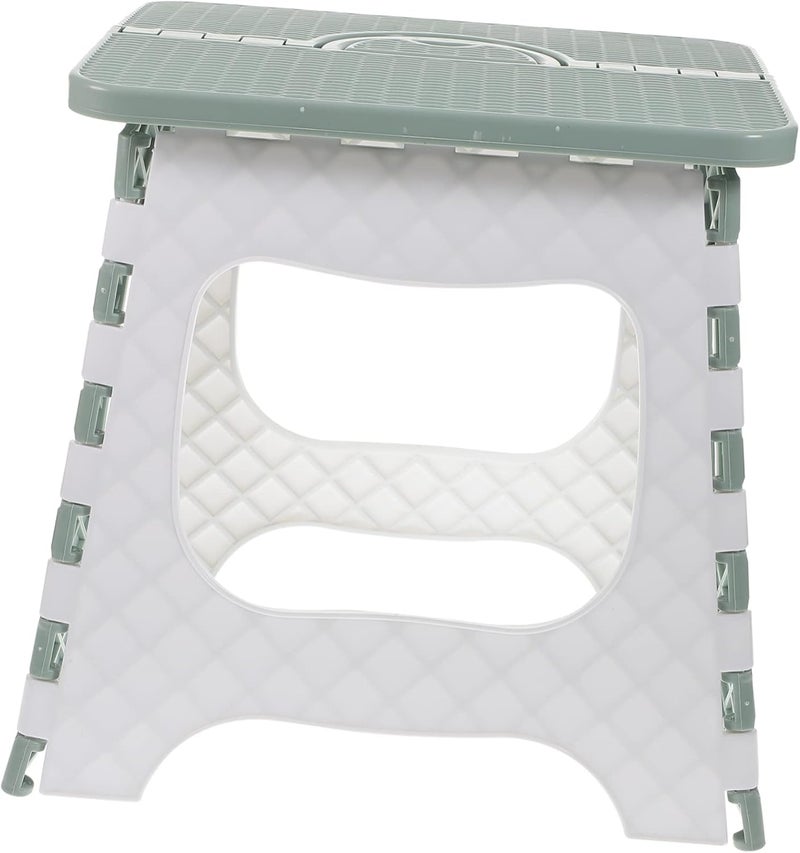 Green Folding Step Stool Plastic Portable Outdoor Household Sturdy Chair - Image 1