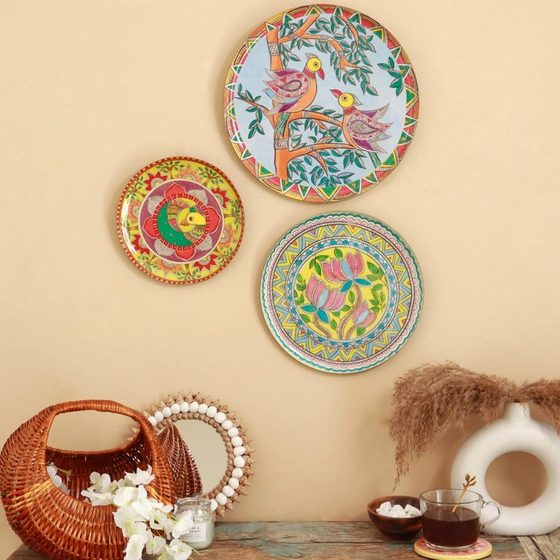 RITUALISTIC Madhubani Wall Plates for home decoration Wall decor items for living room Metal Wall dcor Gift items for women and men Home Dcor Gift Items Set of 3 plates - Image 1