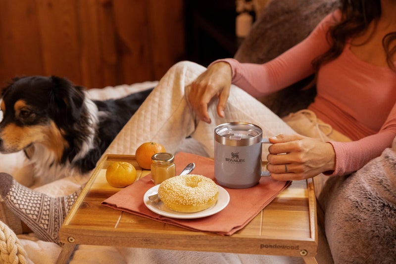 Stanley كوب ستانلي ستاي هوت كامب - كوب معزول من الفولاذ المقاوم للصدأ 18/8 - غطاء تريتان™ مانع للتنقيط - 12 أونصة - رمادي 2.0 - Image 4