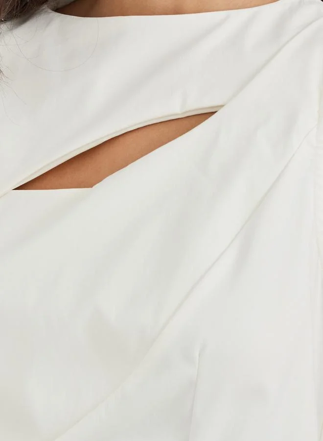 Styli Styli Solid Asymmetric Neckline A-Line Midi Dress