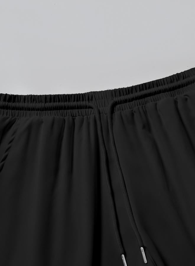 تايك تو طقم منسق من قميص بأكمام قصيرة وشورت بتفاصيل دانتيل للرجال - أسود - Image 5