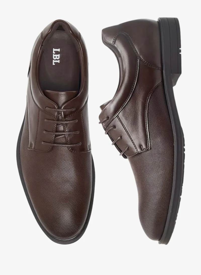 ال بي ال من شو اكسبرس حذاء ديربي رجالي بنقوش مع إغلاق برباط