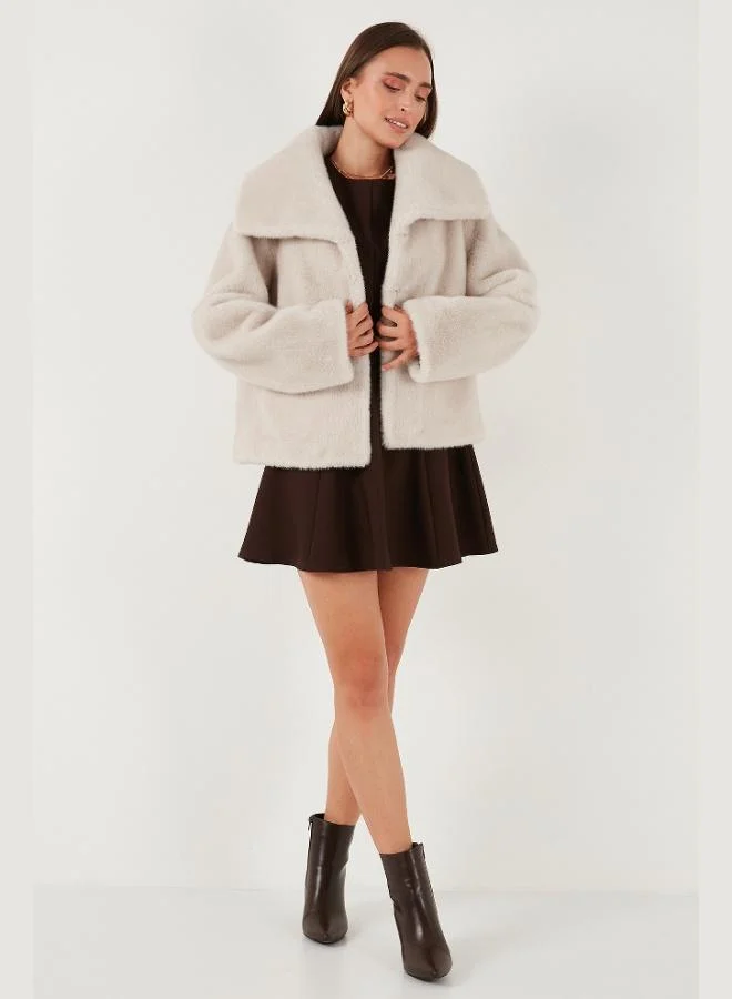 ليلا ليلا فرو نسائي مبطن بياقة عريضة مقاس واسع فرو