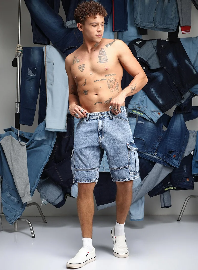 Campus Sutra  Men's Indigo Blue Acid-Wash Utility Denim Shorts For Casual Wear | Low-Waist | Medium-Wash | Button & Zip Closure | Denim Jeans Crafted With Comfort Wear For Everyday Wear for Men | Best Price UAE
