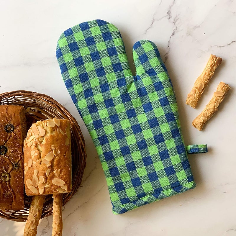 Pixel Home Cotton Apron with Oven Mitt - Green Checked Kitchen Set - Image 4
