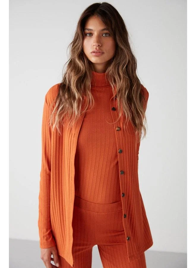 Ethiquet Marıan Women's Tucked Thick-Texture Button-Down Shirt with Collar, Long Sleeves, Brick-Color Cardigan.