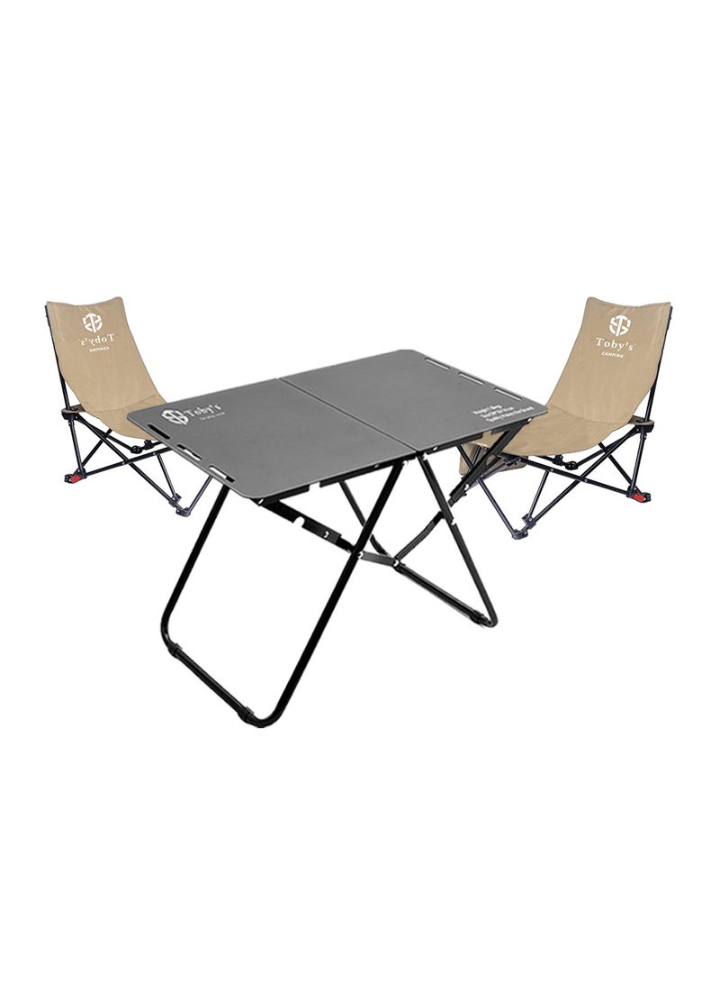 توبيز مجموعة التخييم من توبــيز – طاولة خفيفة قابلة للطي مع حقيبة تخزين + كرسيان قويان قابلان للطي متعدد الاستخدامات للرياضة، الحديقة، النزهات والصيد - Image 1