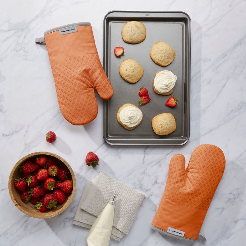 KitchenAid Asteroid Oven Mitt Set  Honey Orange 7""x12.5"" - Image 2