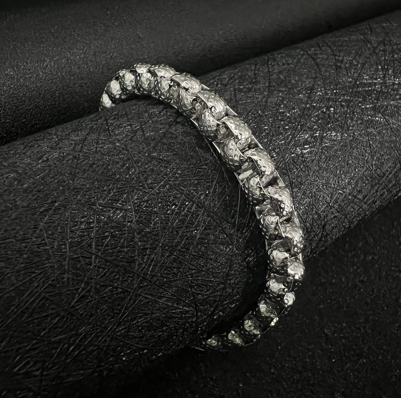 THE MEN THING DOMINEERING - Stainless Steel Bracelet, European trending Style for Men & Boy (7mm - 8 inch) - Image 3
