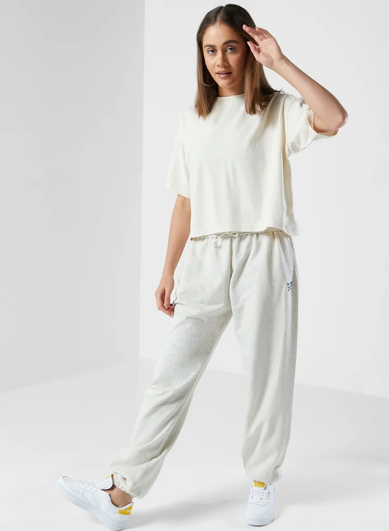 Reebok Classics Cropped T-Shirt