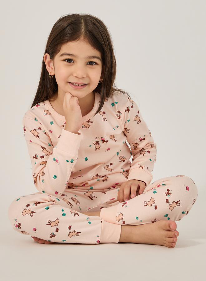 ستايلي طقم بيجامة وتيشيرت بياقة دائرية وطبعة شاملة - Image 1