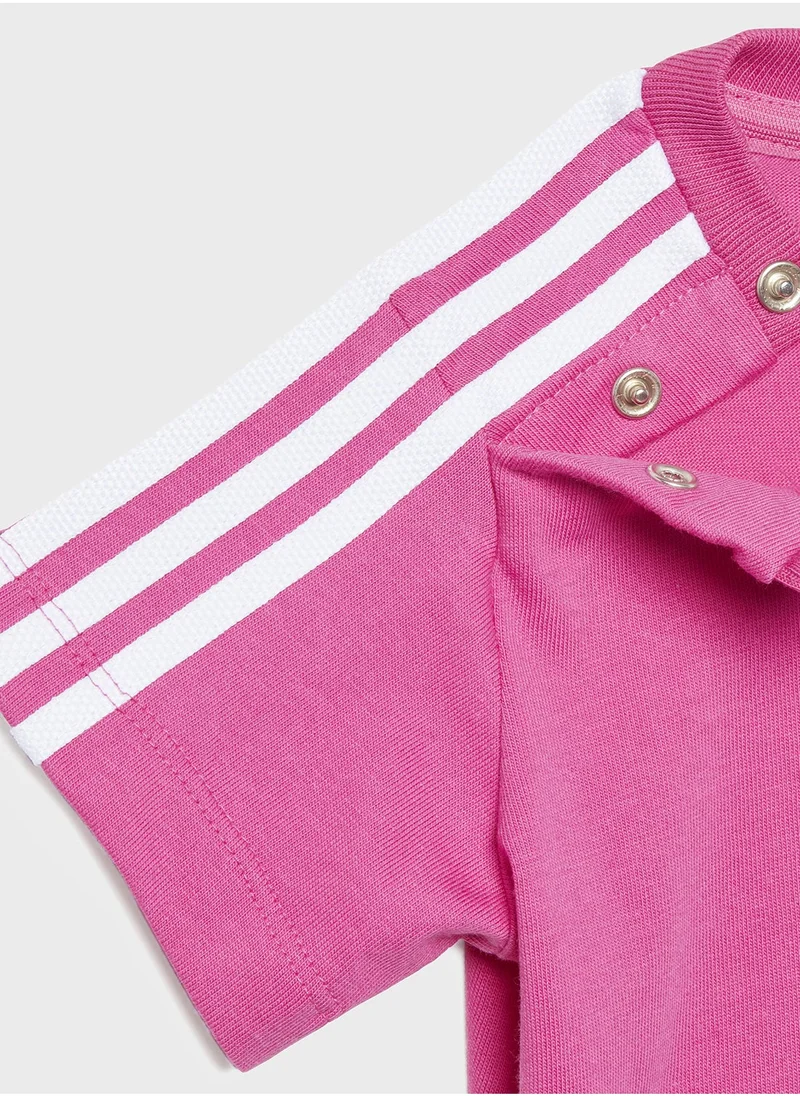 adidas Originals Infant T-Shirt & Shorts Set