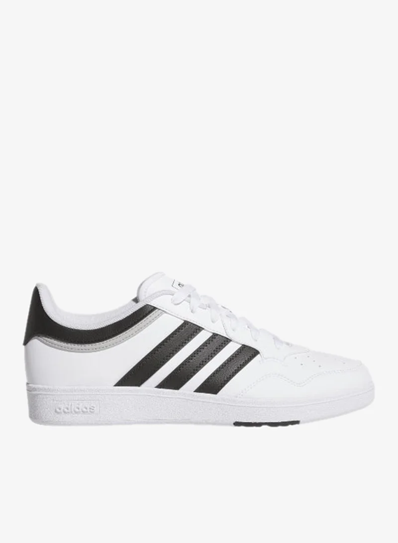 adidas أحذية كرة سلة هووبس . يو بيضاء للجنسين