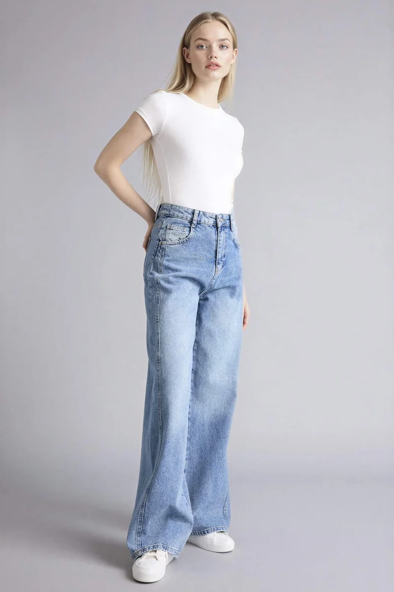 ديفاكتو 100% Cotton Wide Leg Regular Waist Washed Jeans