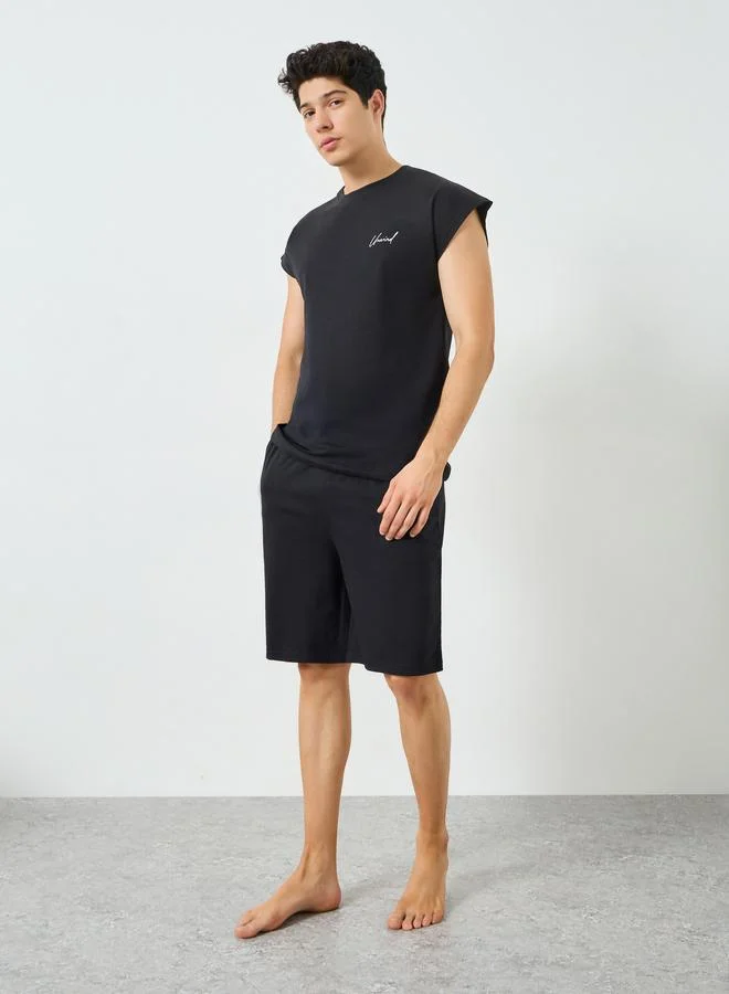 Styli Men Black Embroidered Detail Cap Sleeve Vest and Shorts Set