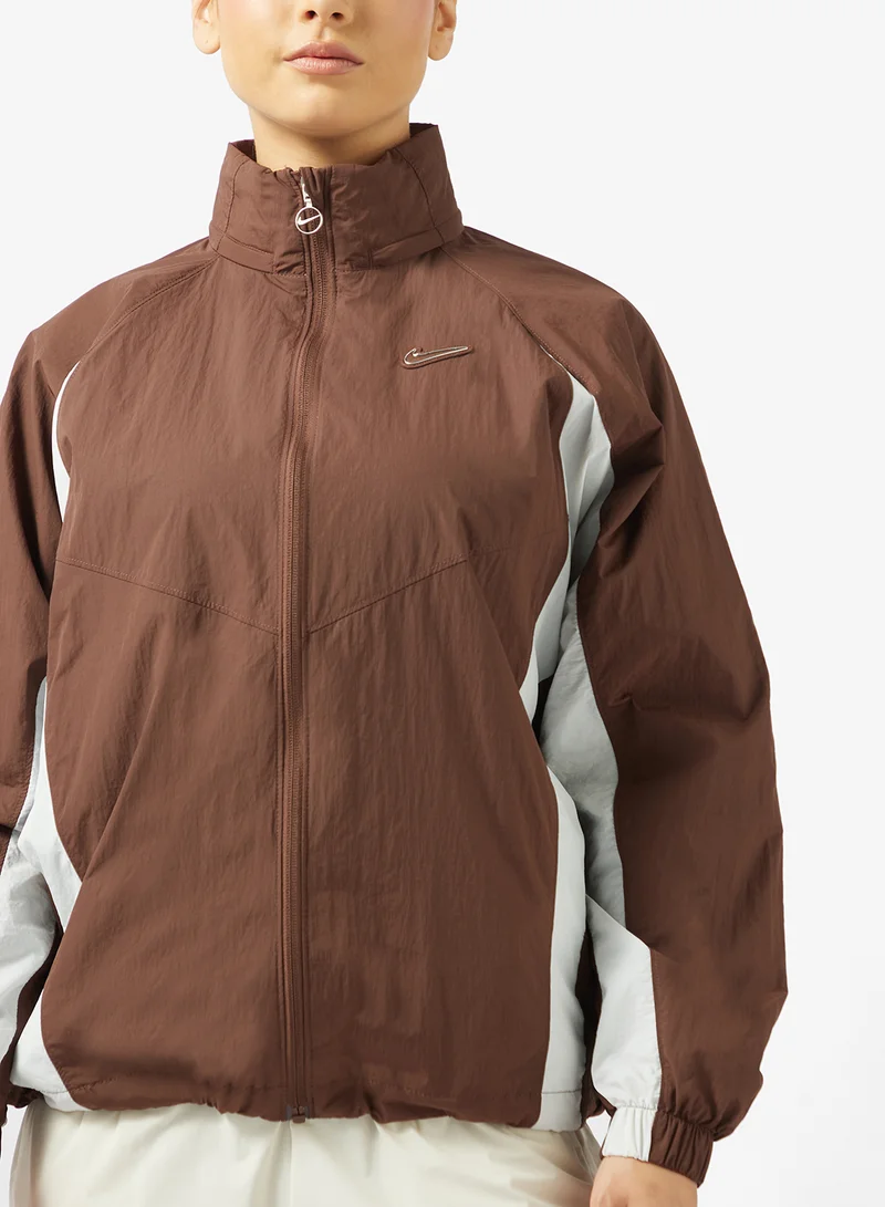 نايكي جاكيت منسوج نسائي