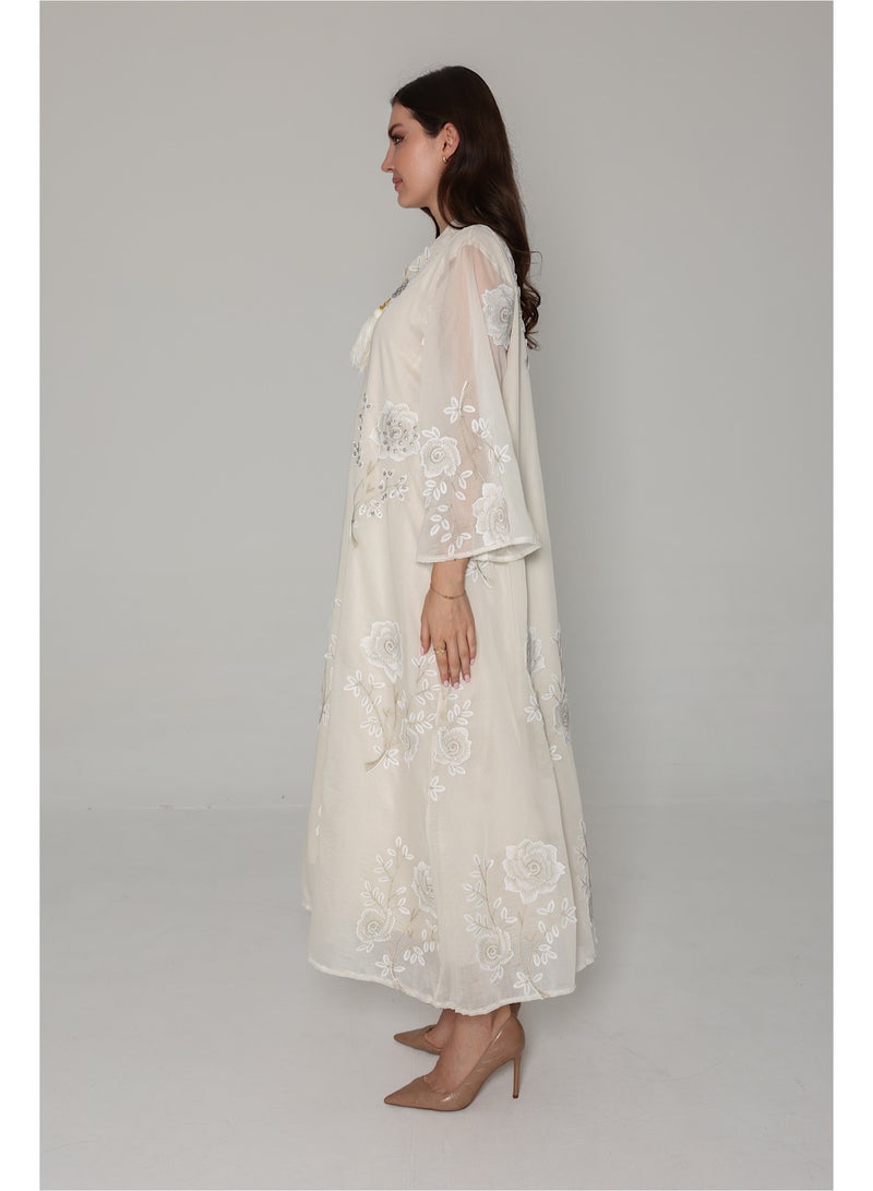 اكسا جلابية مطرزة نقوش ناعمة - Image 4