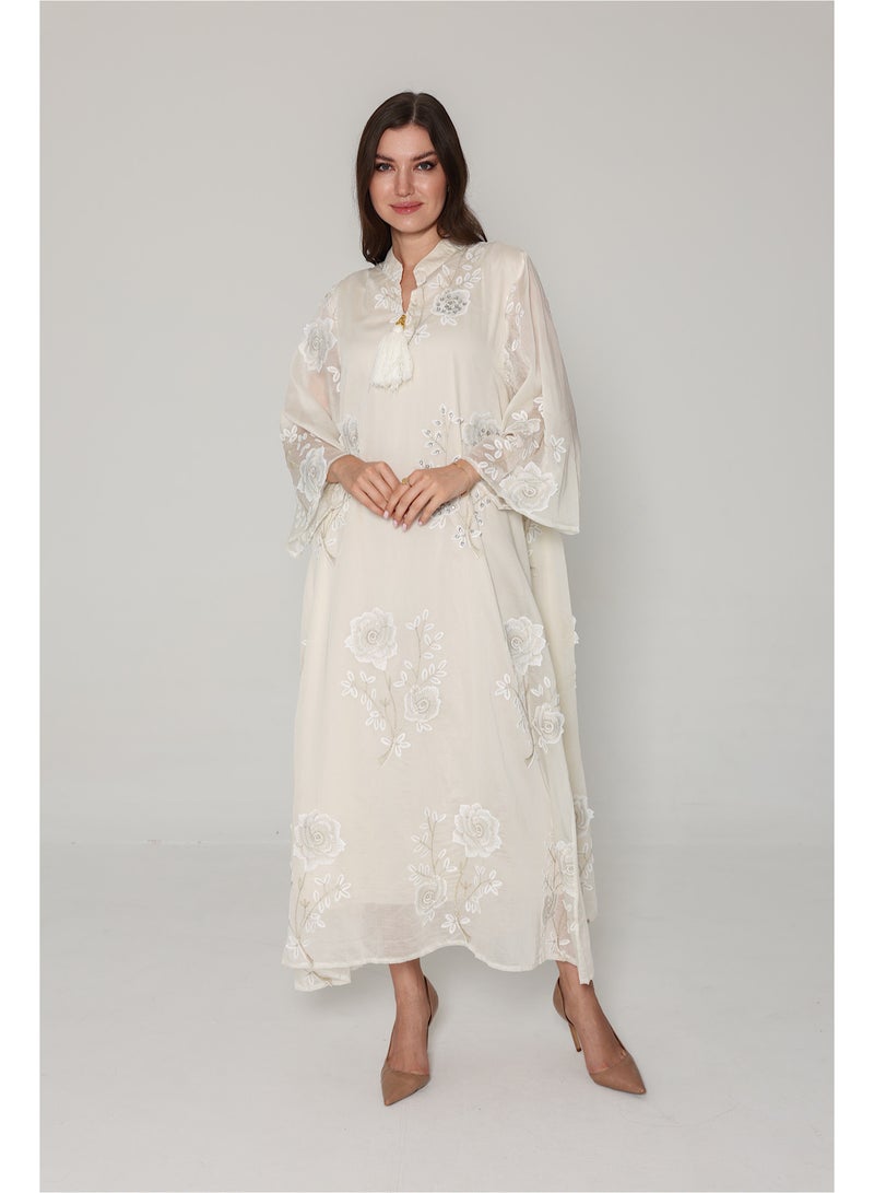 اكسا جلابية مطرزة نقوش ناعمة - Image 1