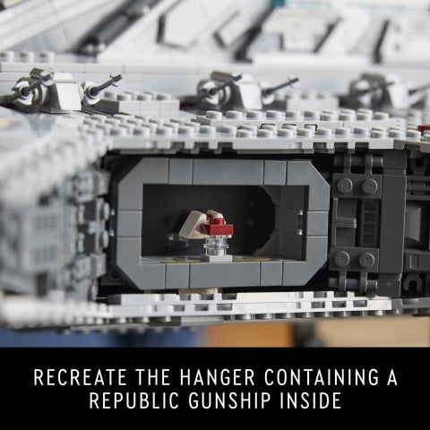 LEGO Star Wars Venator-Class Republic Attack Cruiser 75367 (Age 18+, 5374 Pieces) - Image 5
