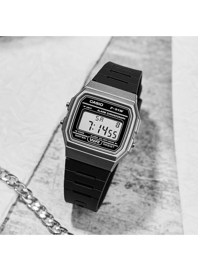 Casio Casio F91W Unisex Retro Square Black Watch Student Watch F-91Wm-1Bv With Screen Protector - Image 2